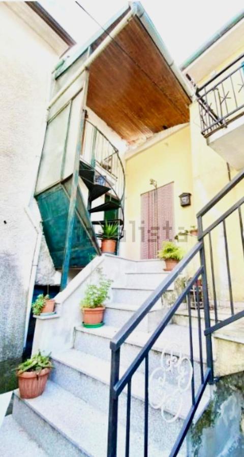 Comfortable Apartment With Sea View In Falcinello Exterior foto