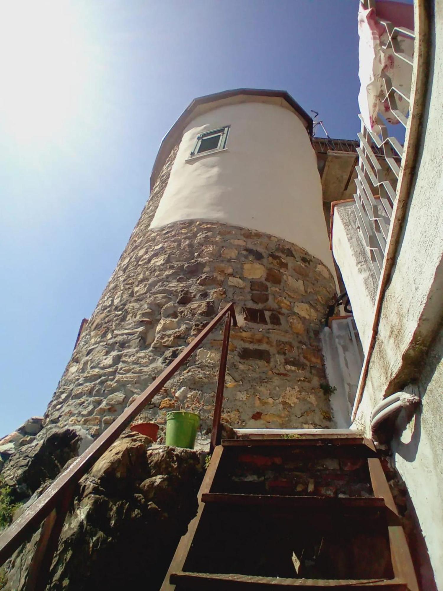 Comfortable Apartment With Sea View In Falcinello Exterior foto