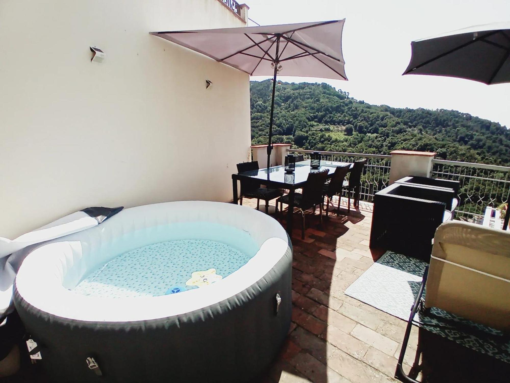 Comfortable Apartment With Sea View In Falcinello Exterior foto